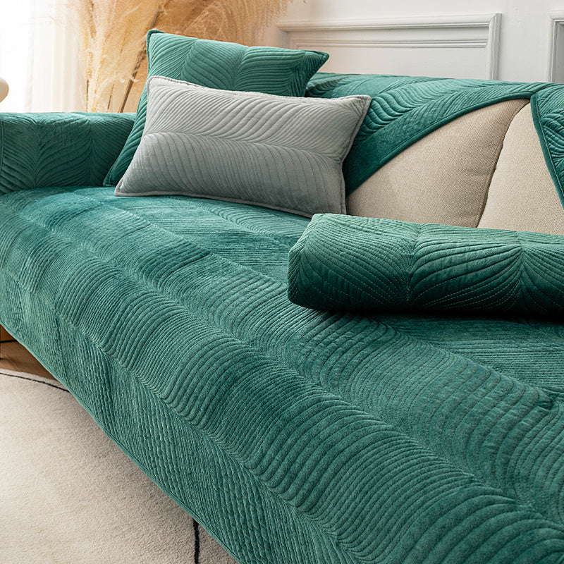 Petzaroo Plush Thick Anti-skid Sofa Cover
