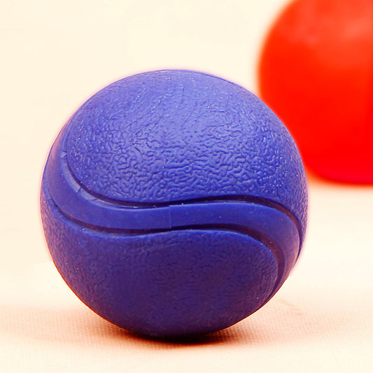 Solid rubber dog ball – strong and long-lasting pet toy