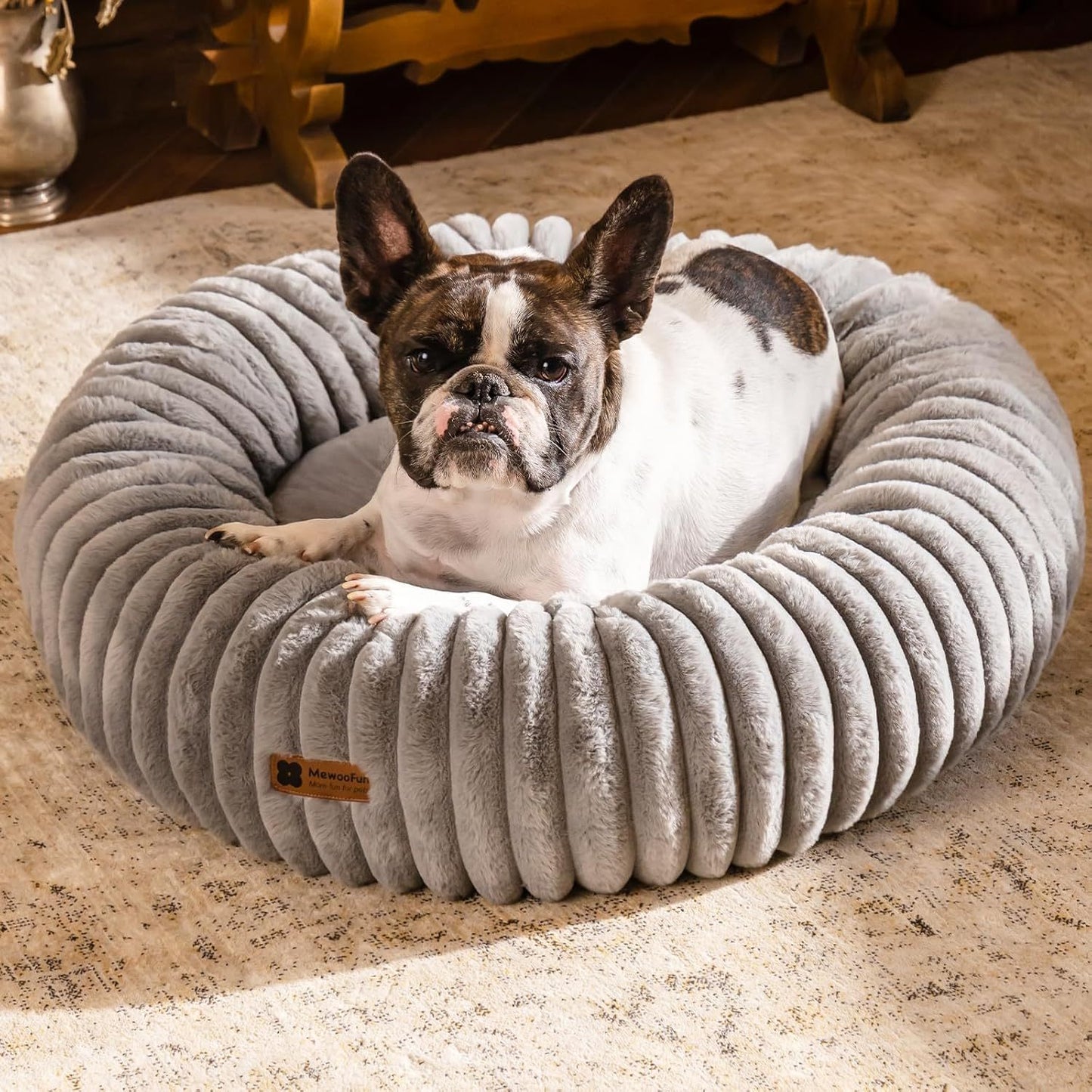 Petzaroo Donut Fluffy Non-Slip Calming Cat Bed