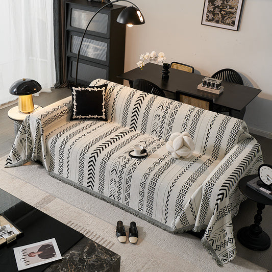 High-grade couch cover – Elegant and durable furniture protector for sofas